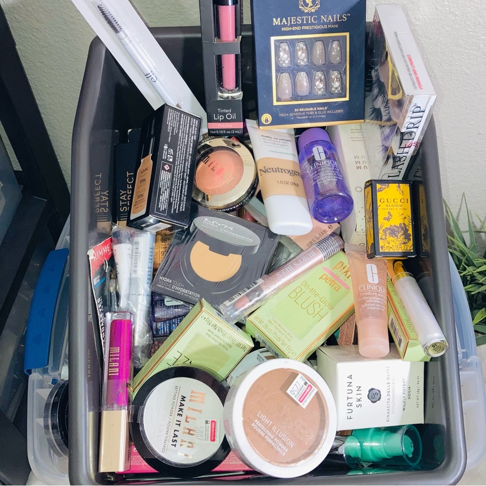 New Makeup/Skincare Mystery Bundle